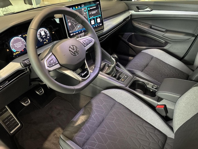 Volkswagen Golf 1.5 TSI Golf VIII