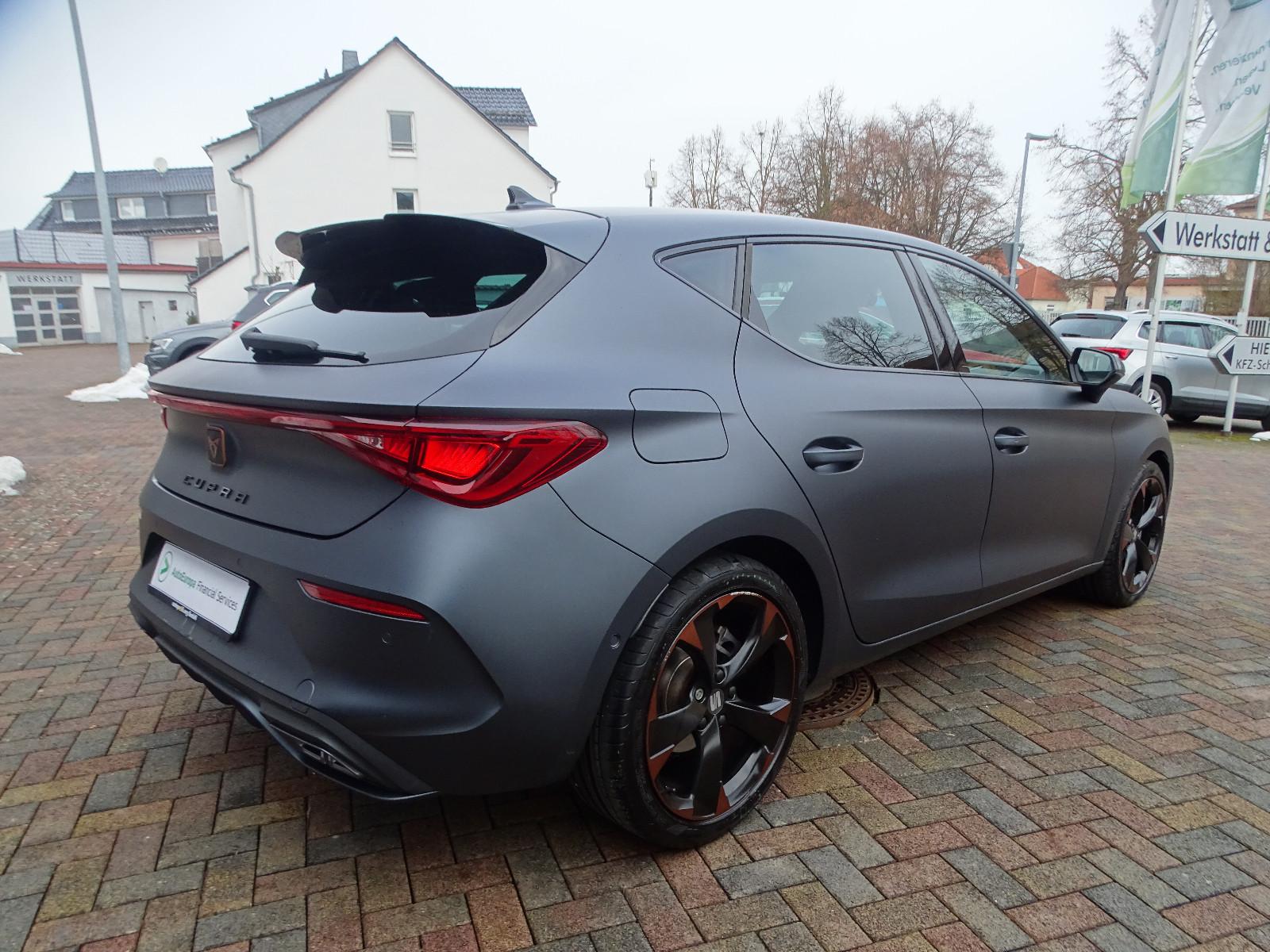 Cupra Leon eTSI "Leder/Matt/ACC/SHZ/LED/KAMERA"