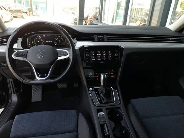 Volkswagen Passat DSG GTE Variant