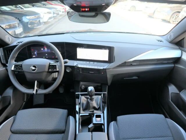 Opel Astra Edition Sports Tourer