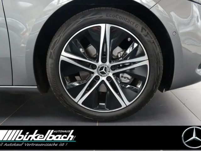 Mercedes-Benz A 200 Progressive