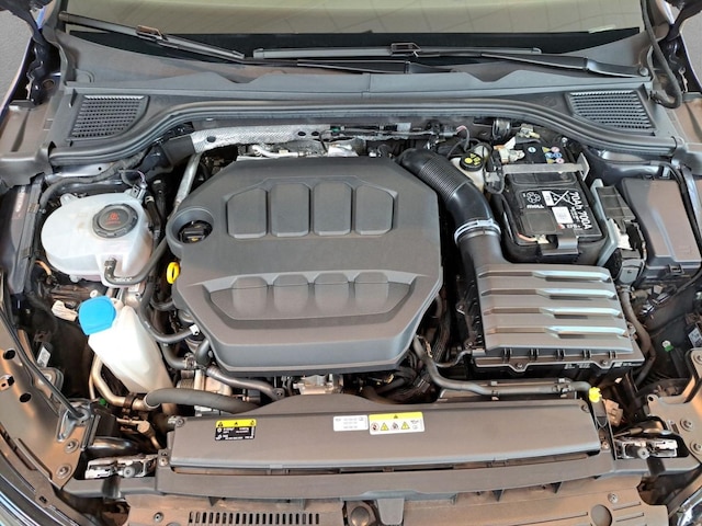 Volkswagen Golf 2.0 TSI