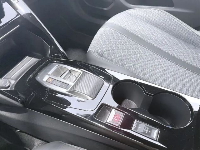 Peugeot E-2008 Allure Pack