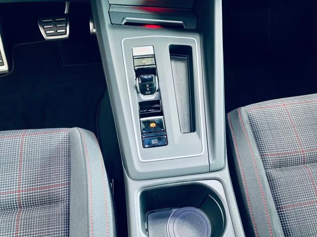 Volkswagen Golf DSG GTI Golf VIII IQ.Drive