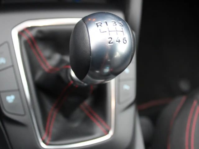 Ford Kuga EcoBoost ST Line