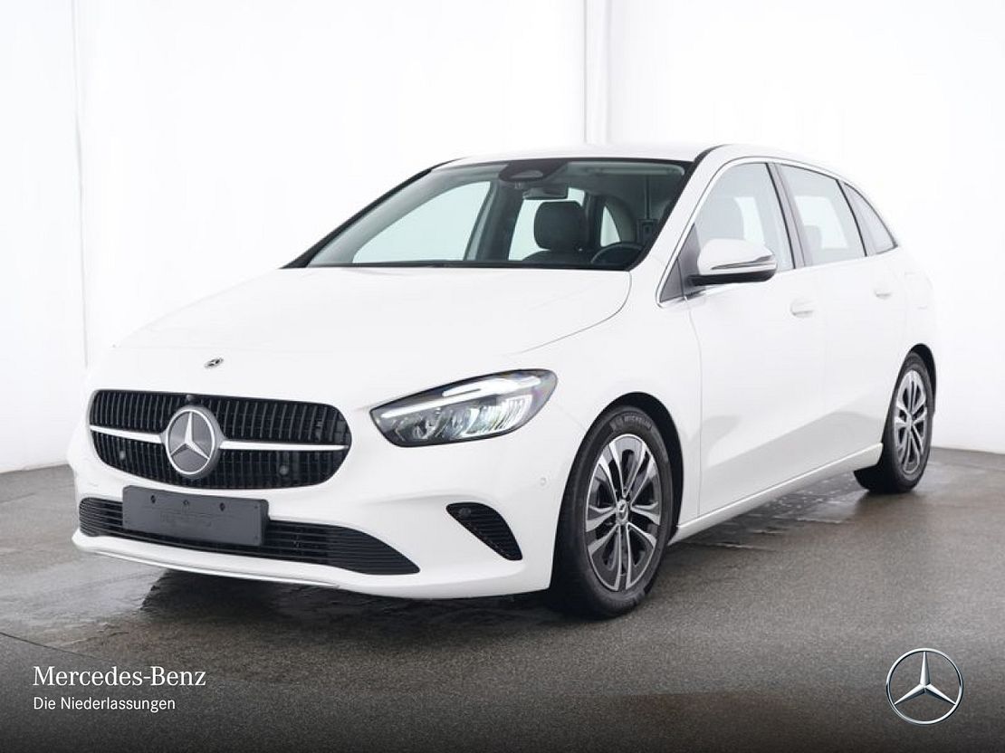 Mercedes-Benz B 200 Sedan