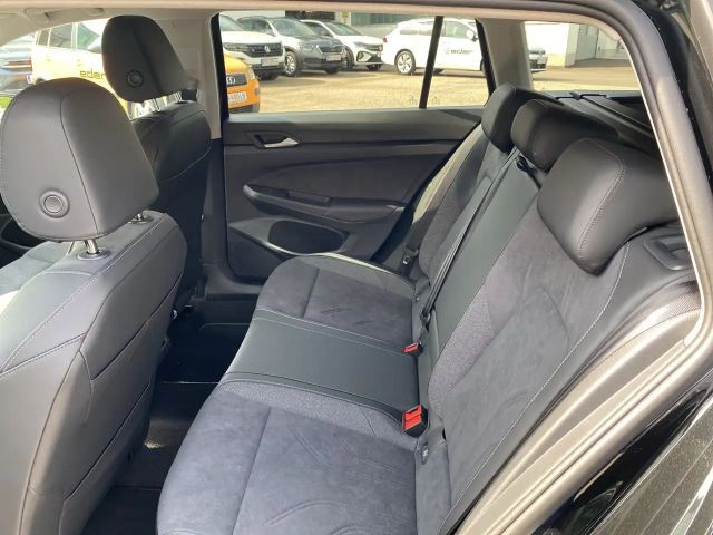 Volkswagen Golf DSG Life Variant