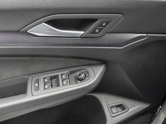 Volkswagen Golf 1.5 eTSI R-Line Variant