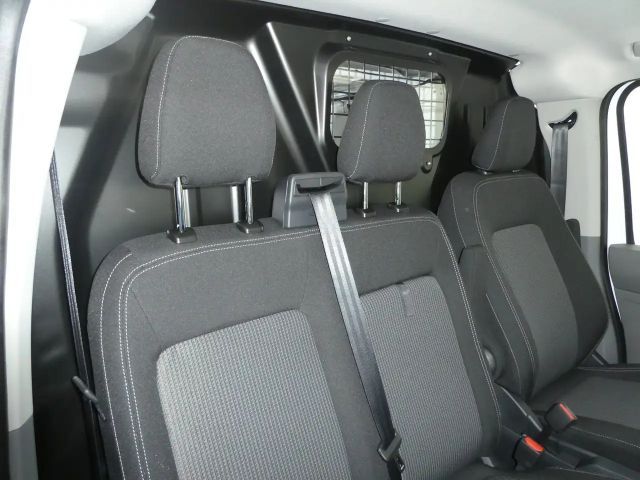 Volkswagen Transporter Lang T7