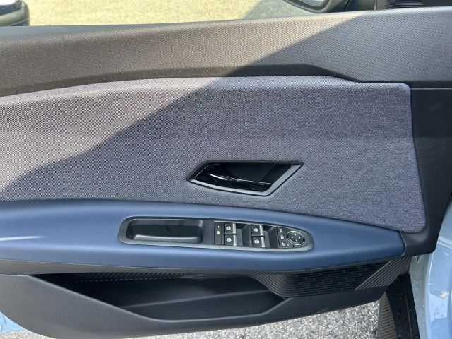 Renault 4 Comfort E-Tech Techno