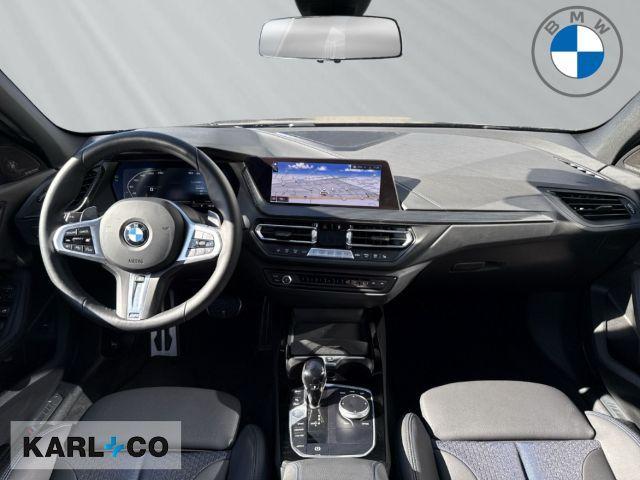 BMW M135i 5-deurs xDrive