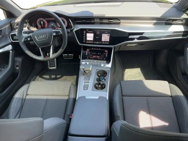 Audi A6 Avant Quattro S-Tronic