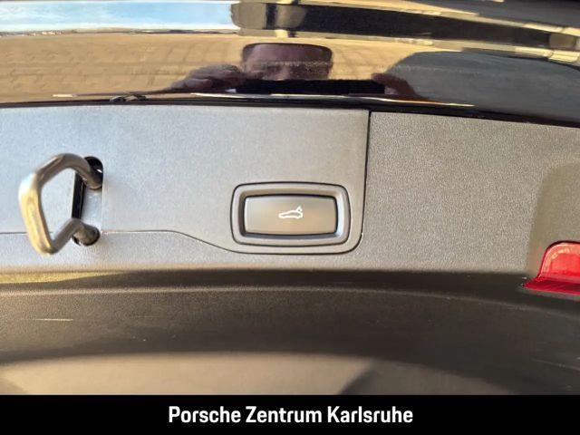 Porsche Taycan 4 Cross Turismo