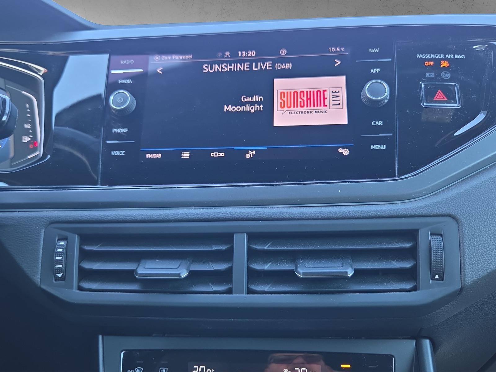 Volkswagen Polo 1.0 TSI DSG R-Line