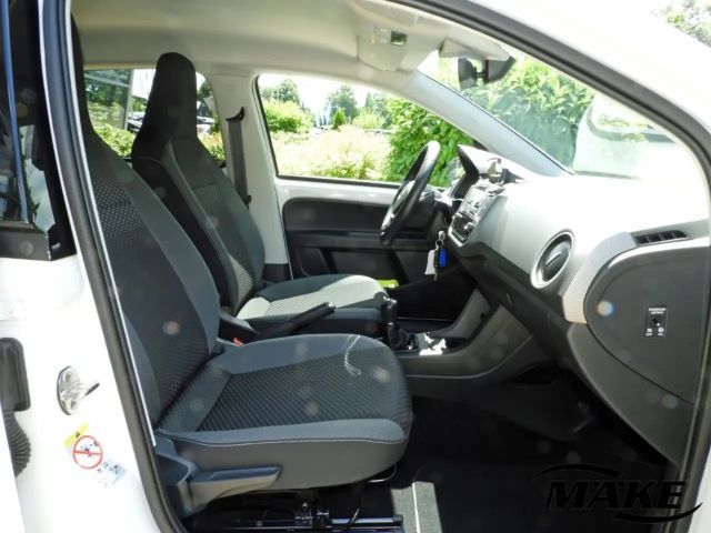 Volkswagen up! Active