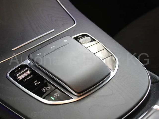 Mercedes-Benz E 220 AMG Line E 220 d Estate