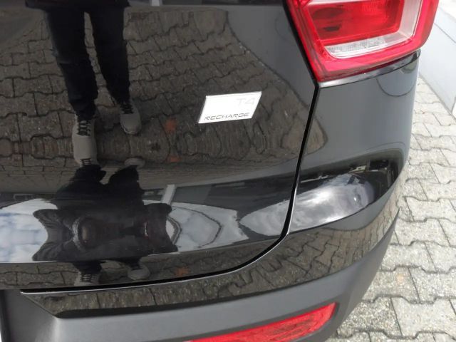 Volvo XC40 T4