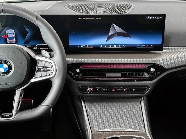 BMW 320 320i M-Sport Sedan