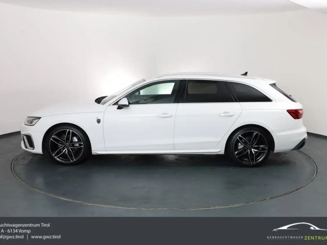 Audi A4 30 TDI Avant S-Line