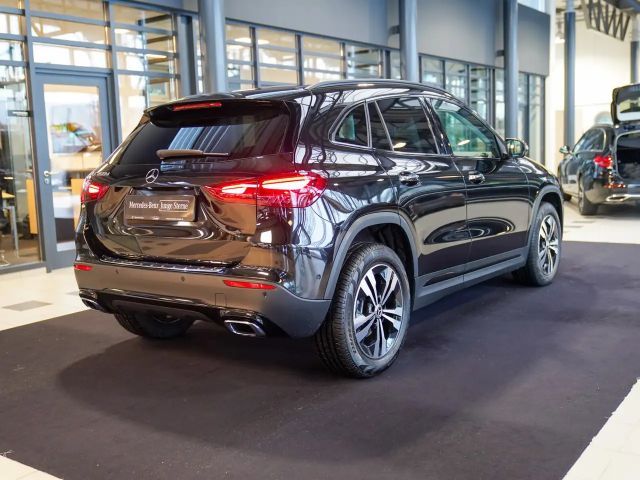 Mercedes-Benz GLA 200 GLA 200 d Progressive