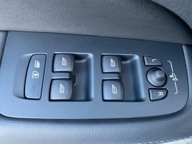 Volvo V60 AWD Dark Recharge T6 Ultra