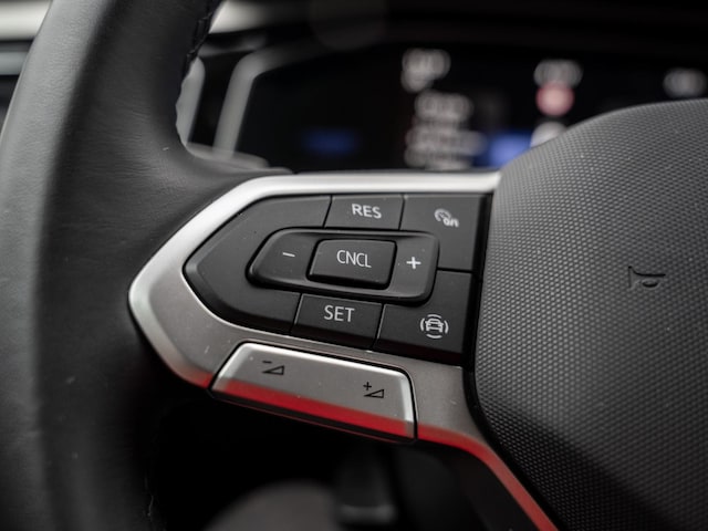 Volkswagen Polo 1.0 Navi Virtual DynLicht KlimaA LED LM PDC