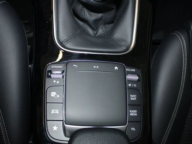 Mercedes-Benz CLA 180 Shooting Brake