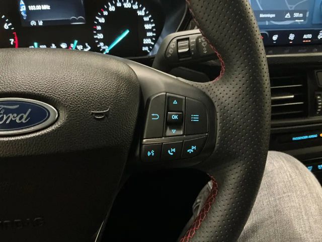 Ford Focus EcoBoost ST Line