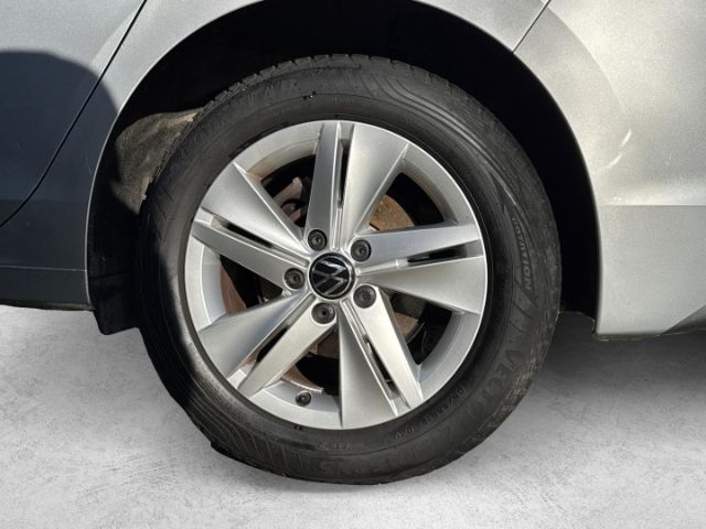 Volkswagen Golf 1.5 eTSI DSG Golf VIII Life