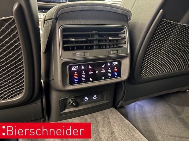 Audi RS Q8 Performance Quattro