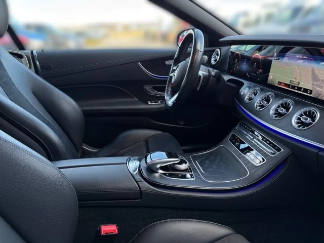 Mercedes-Benz E 300 AMG Line Cabriolet