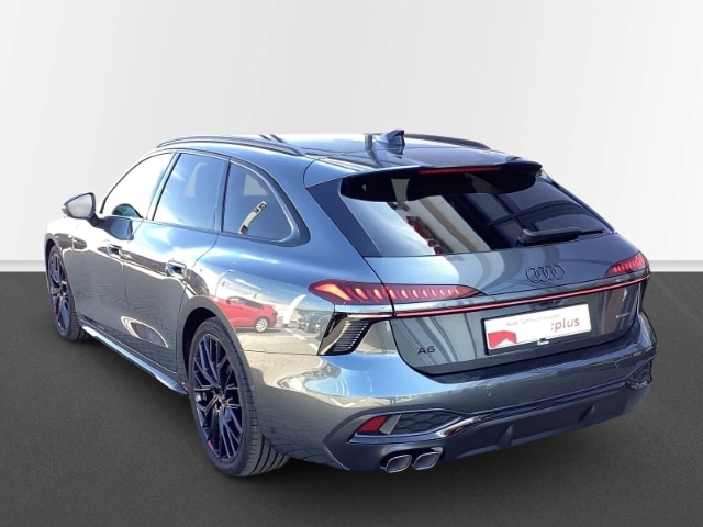 Audi A6 Avant Quattro S-Tronic
