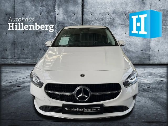 Mercedes-Benz B 200 Progressive Sedan