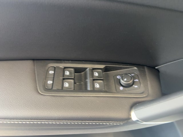 Volkswagen Touran DSG R-Line