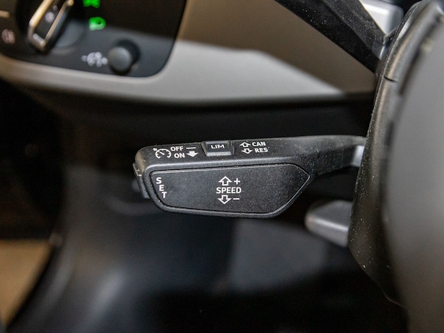 Audi A4 40 TFSI Avant S-Tronic