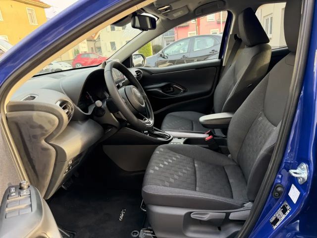 Toyota Yaris Active Hatchback Hybride