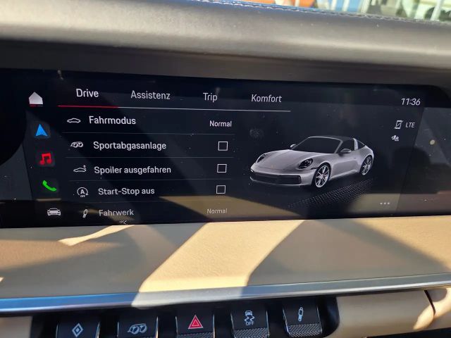 Porsche 992 4 Cabrio S Targa