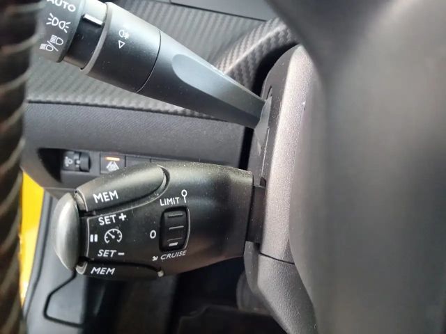 Peugeot E-208 Active Pack