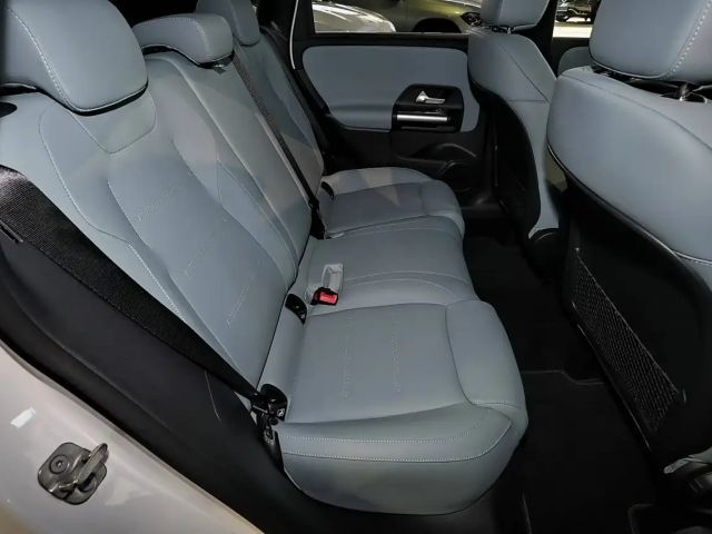 Mercedes-Benz B 200 TOTWINKEL+KAMERA+DISTRONIC+KEYLESS+LED+18"