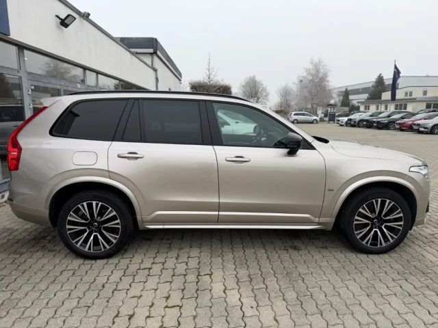 Volvo XC90 AWD Dark Recharge Ultimate
