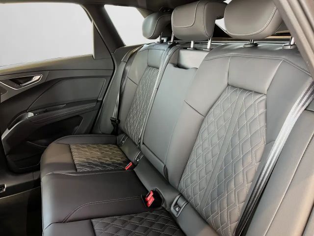 Audi Q4 e-tron Quattro