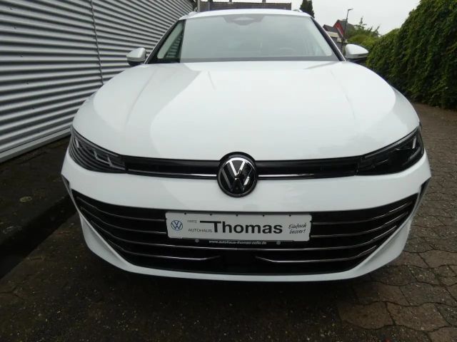 Volkswagen Passat 1.5 eTSI Business DSG Variant