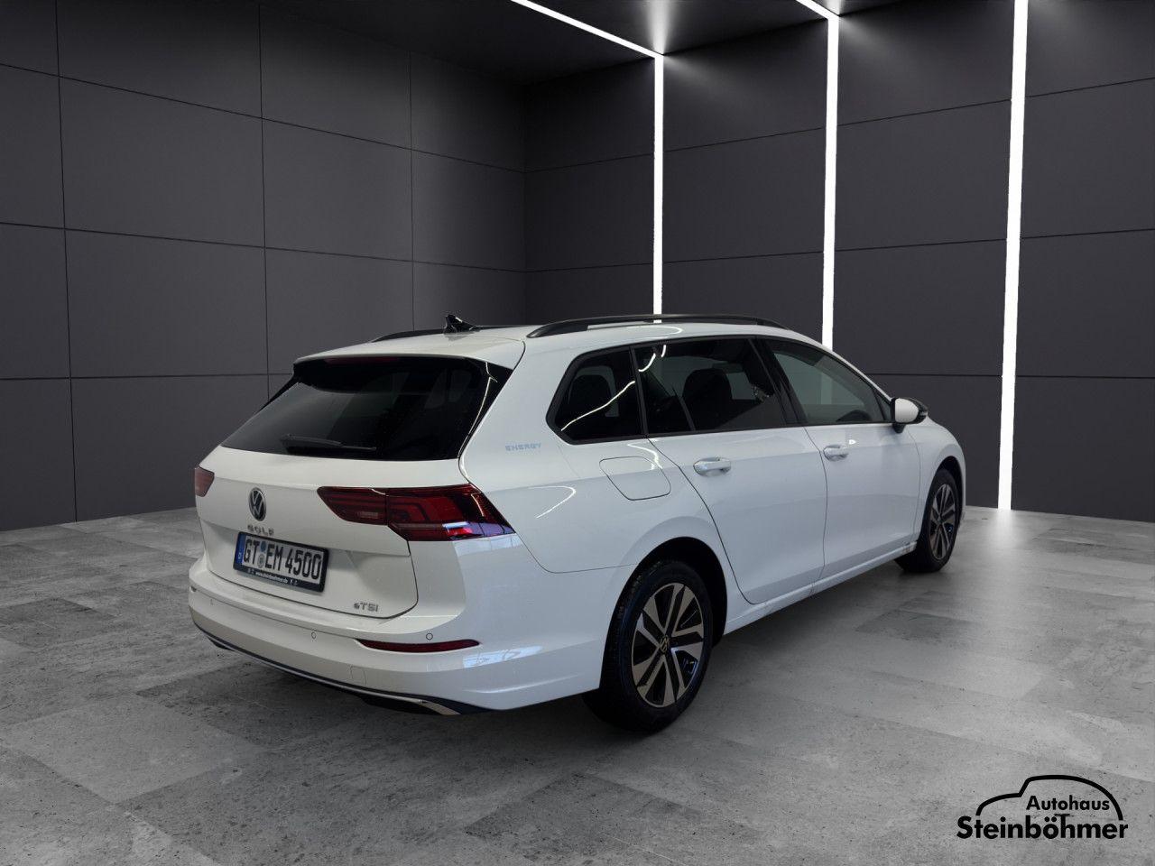 Volkswagen Golf 1.5 eTSI DSG Variant