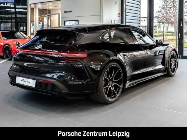 Porsche Taycan Black Edition Sport Turismo
