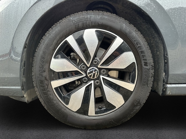 Volkswagen Golf 2.0 TDI DSG