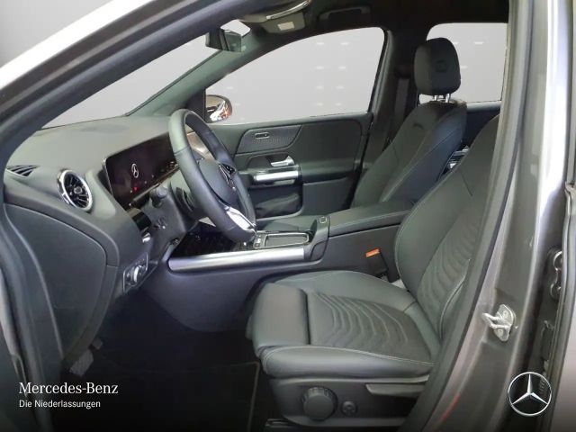 Mercedes-Benz B 200 Progressive Sedan