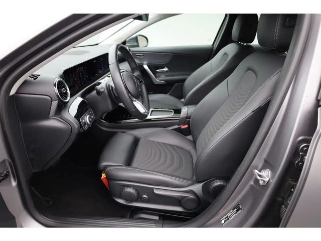 Mercedes-Benz A 200 Progressive