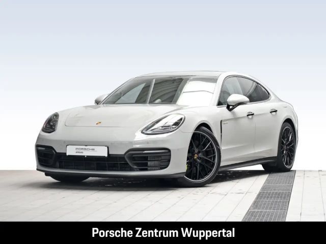 Porsche Panamera 4 E-Hybrid