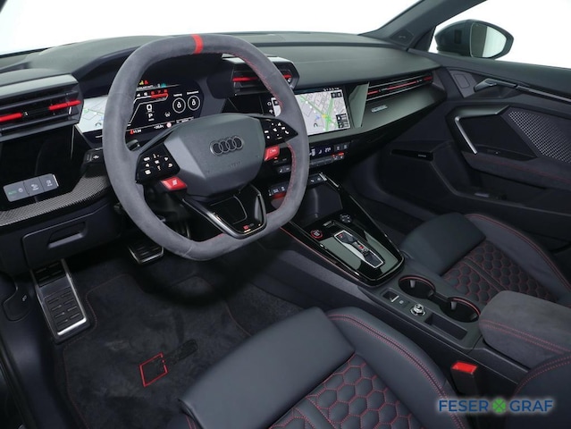 Audi RS3 Quattro S-Tronic Sedan