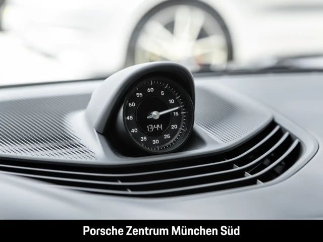 Porsche Taycan 4 Cross Turismo